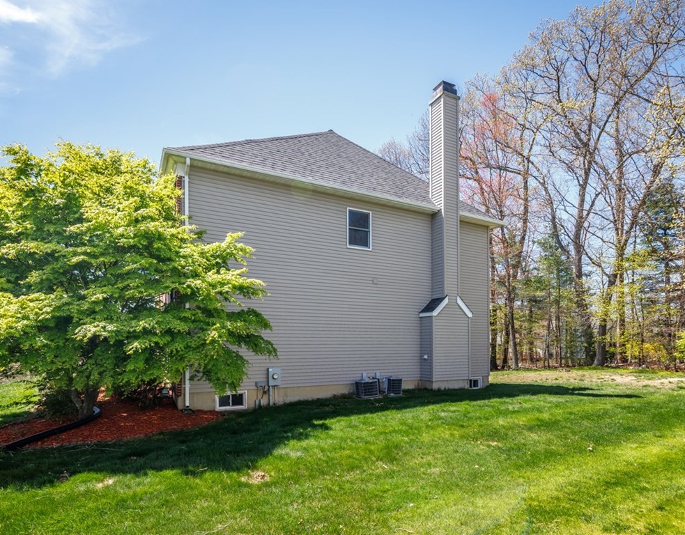 11 Faulkner Road Shrewsbury, MA 01545 - Photo 34 of 40 Gallery Image 34