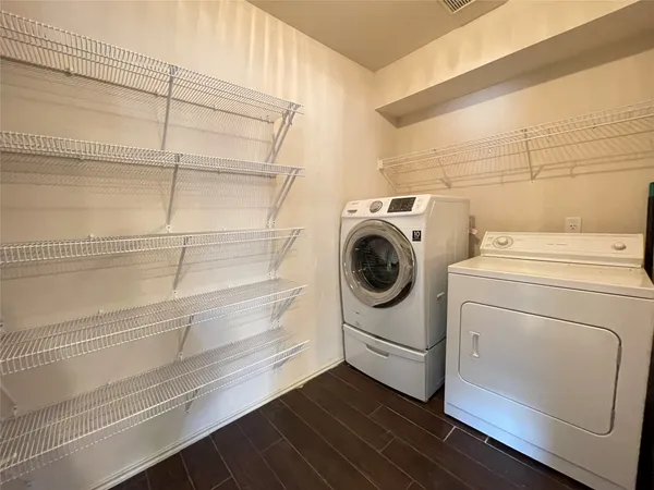 $2,300 | 3264 Arroyo Bluff Lane, Round Rock, TX 78681