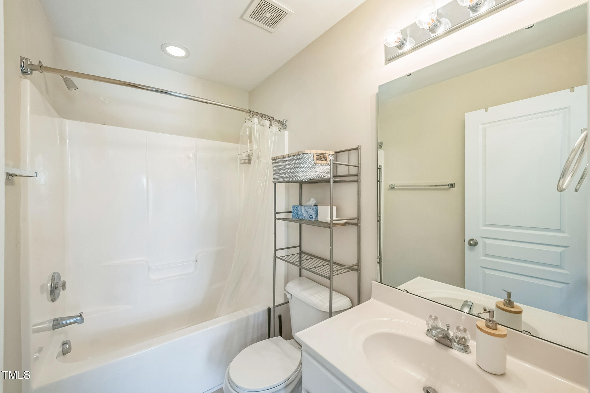 140 Cedar Elm Road Durham, NC 27713 - Photo 30 of 35 21_140_Cedar_Elm_Rd_Durham_NC_27713_USA-
