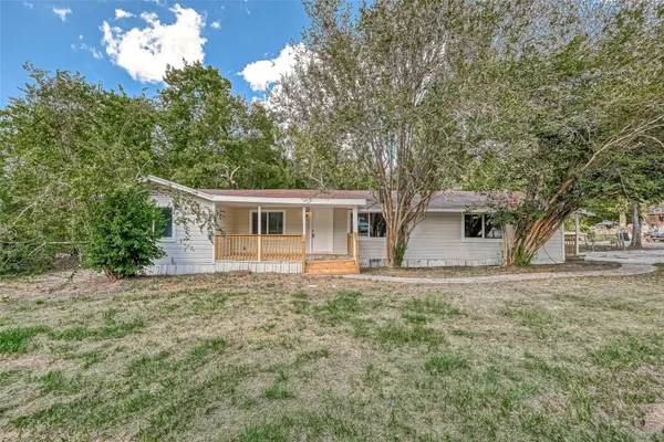 $1,795 | 10694 Pine Street, Willis, TX 77318