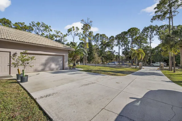 $735,000 | 16107 86th Street North, Loxahatchee, FL 33470