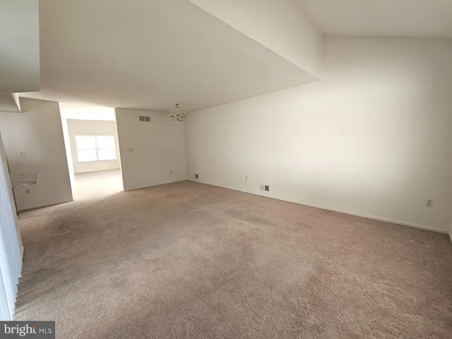 $2,000 | 38 Heatherfield Way, Dover, DE 19904