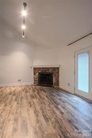 $1,850 | 100 Willow Run Drive, Unit 2, Gastonia, NC 28056