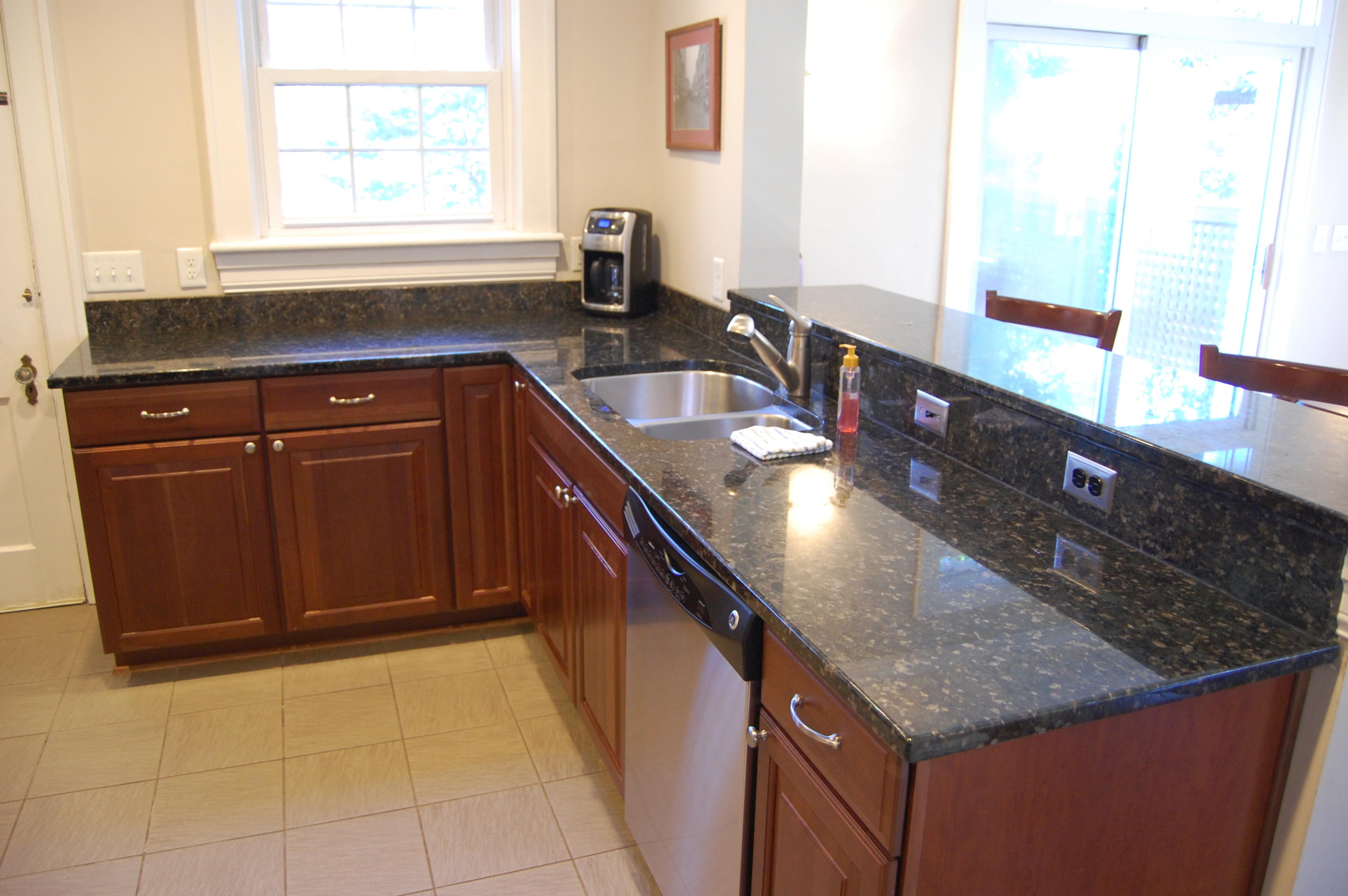 1708 Arlington Road Southwest Roanoke, VA 24015 - Photo 11 of 32 DSC_1556