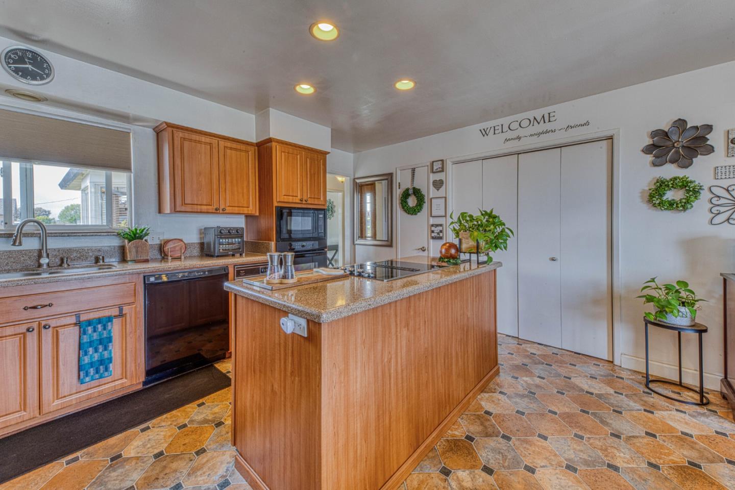 752 A Middlefield Road, Unit A Salinas, CA 93906 - Photo 18 of 45