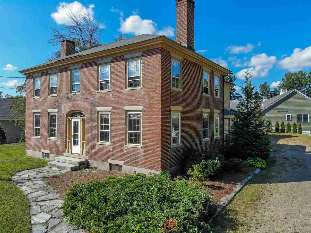 15 North River Road Milford, NH 03055 - Photo 2 of 34