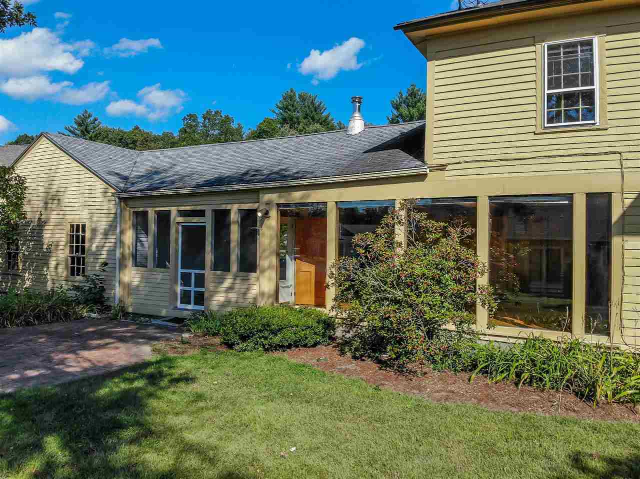 15 North River Road Milford, NH 03055 - Photo 4 of 34