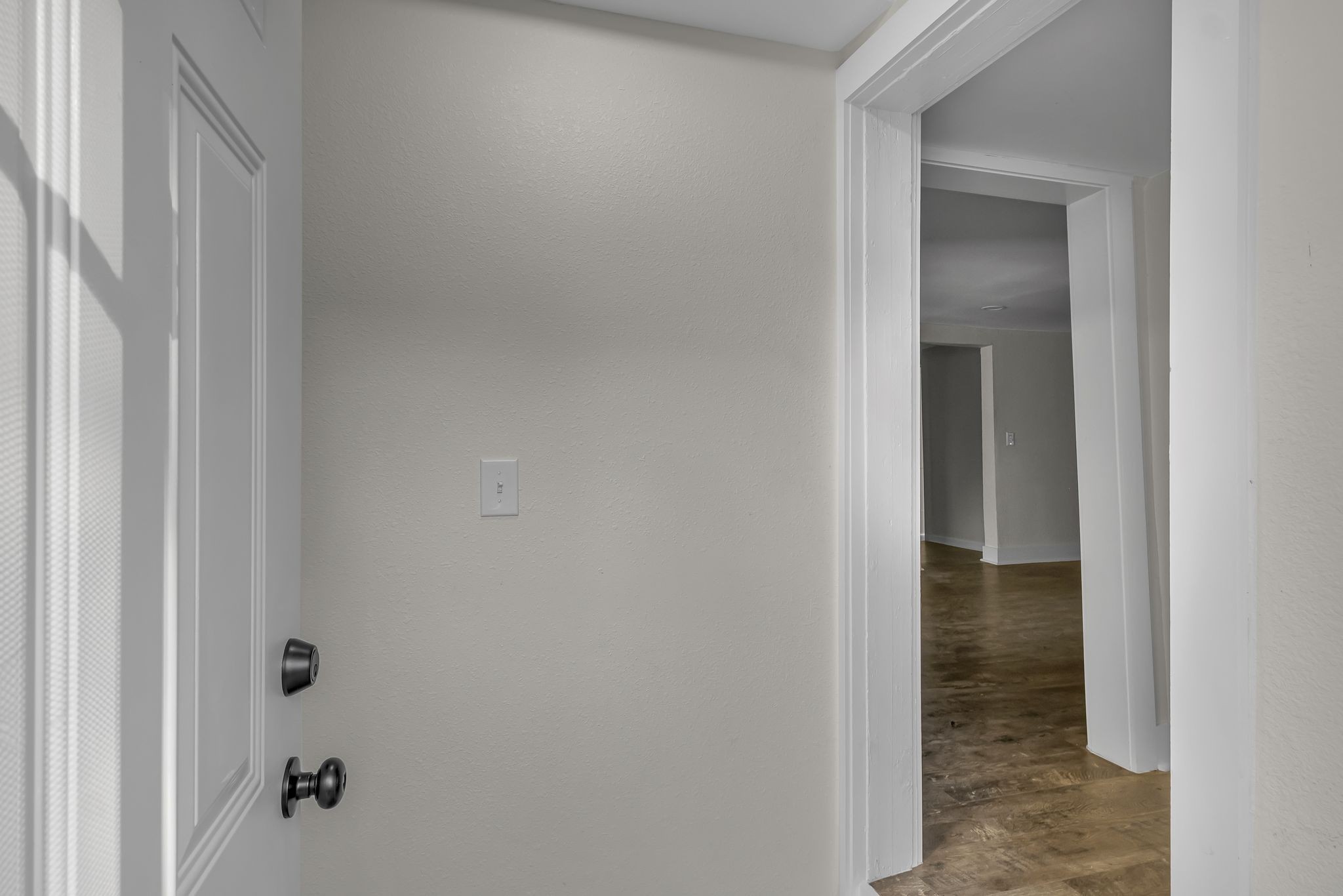 403 Carpenter Street Mount Pleasant, TN 38474 - Photo 31 of 34 a view of a bathroom from a corridor
