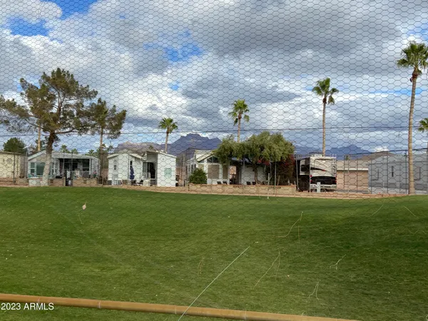 $210,000 | 2275 South Seminole Drive, Apache Junction, AZ 85119