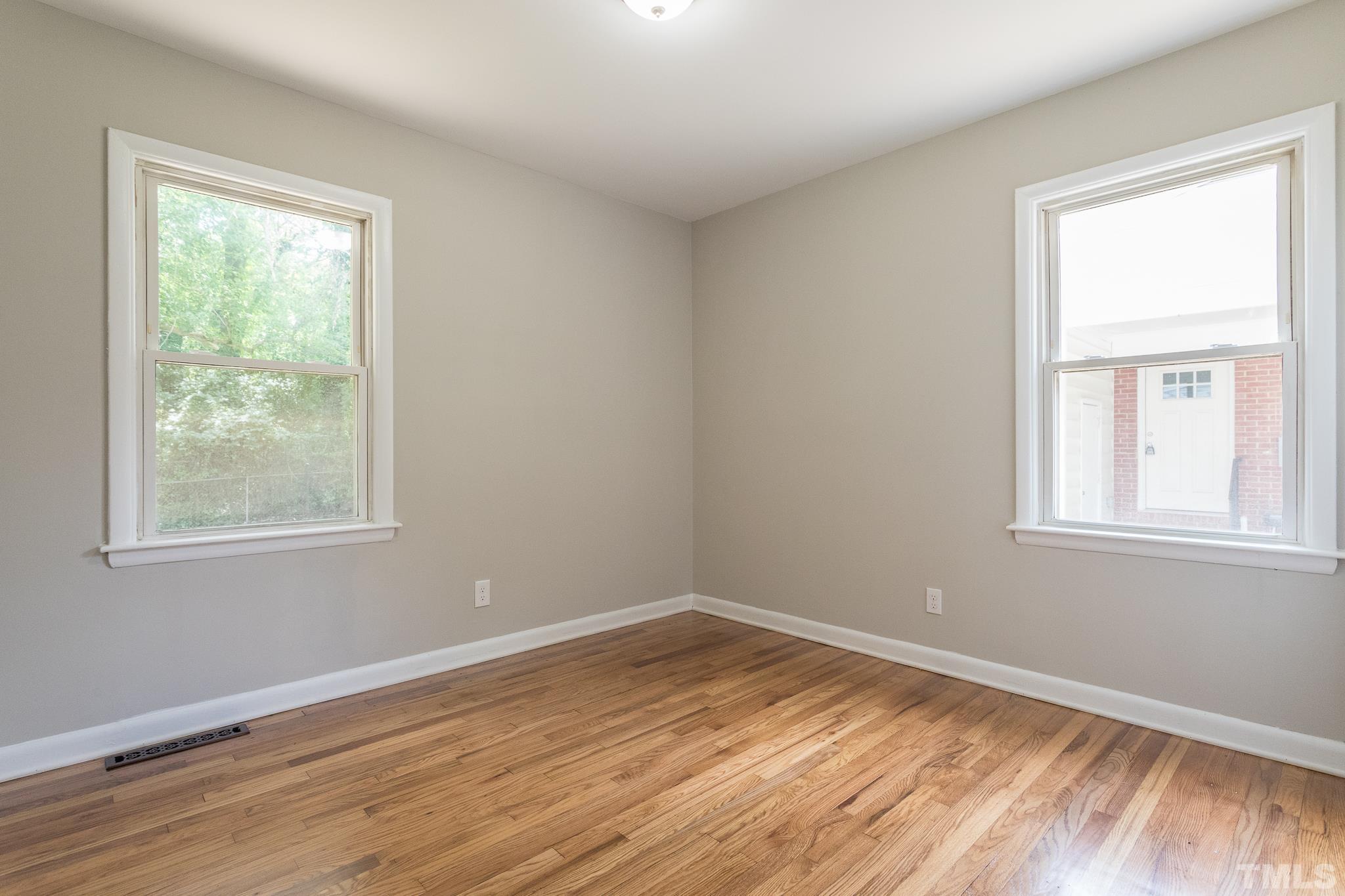 608 Calloway Drive Raleigh, NC 27610 - Photo 5 of 31 Gallery Image 5
