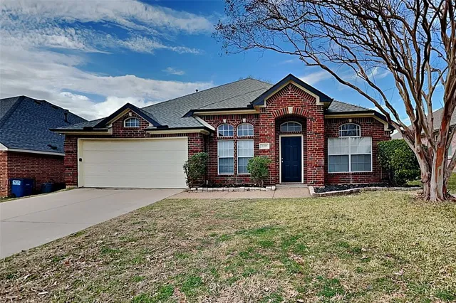 $2,575 | 2105 Peacock Lane, Corinth, TX 76210