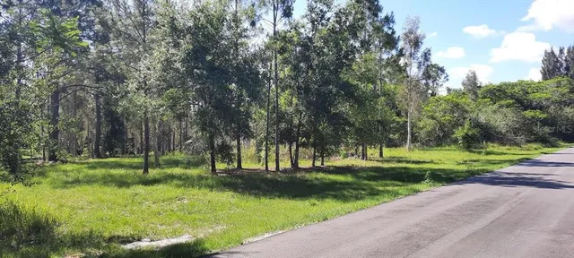 $82,000 | 22 Lantana Drive, Indian Lake Estates, FL 33843