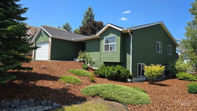 $689,000 | 2736 Weymouth Street, Moscow, ID 83843