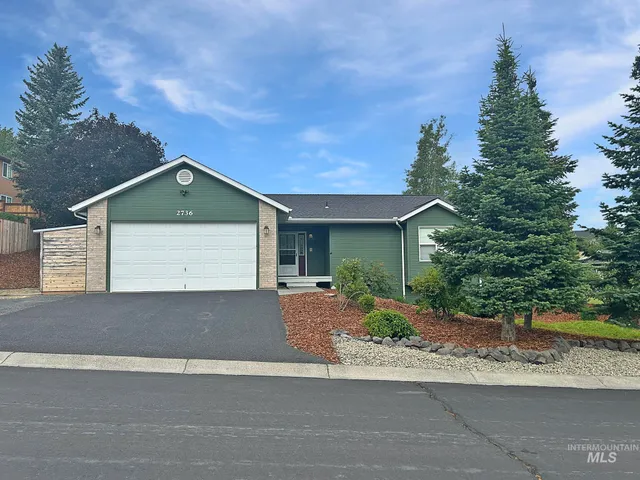 $689,000 | 2736 Weymouth Street, Moscow, ID 83843