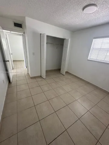 $1,900 | 431 East 28th Street, Unit 3, Hialeah, FL 33013