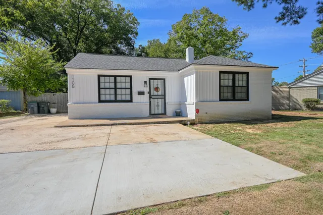 $184,900 | 1105 Stratford Road, Memphis, TN 38122