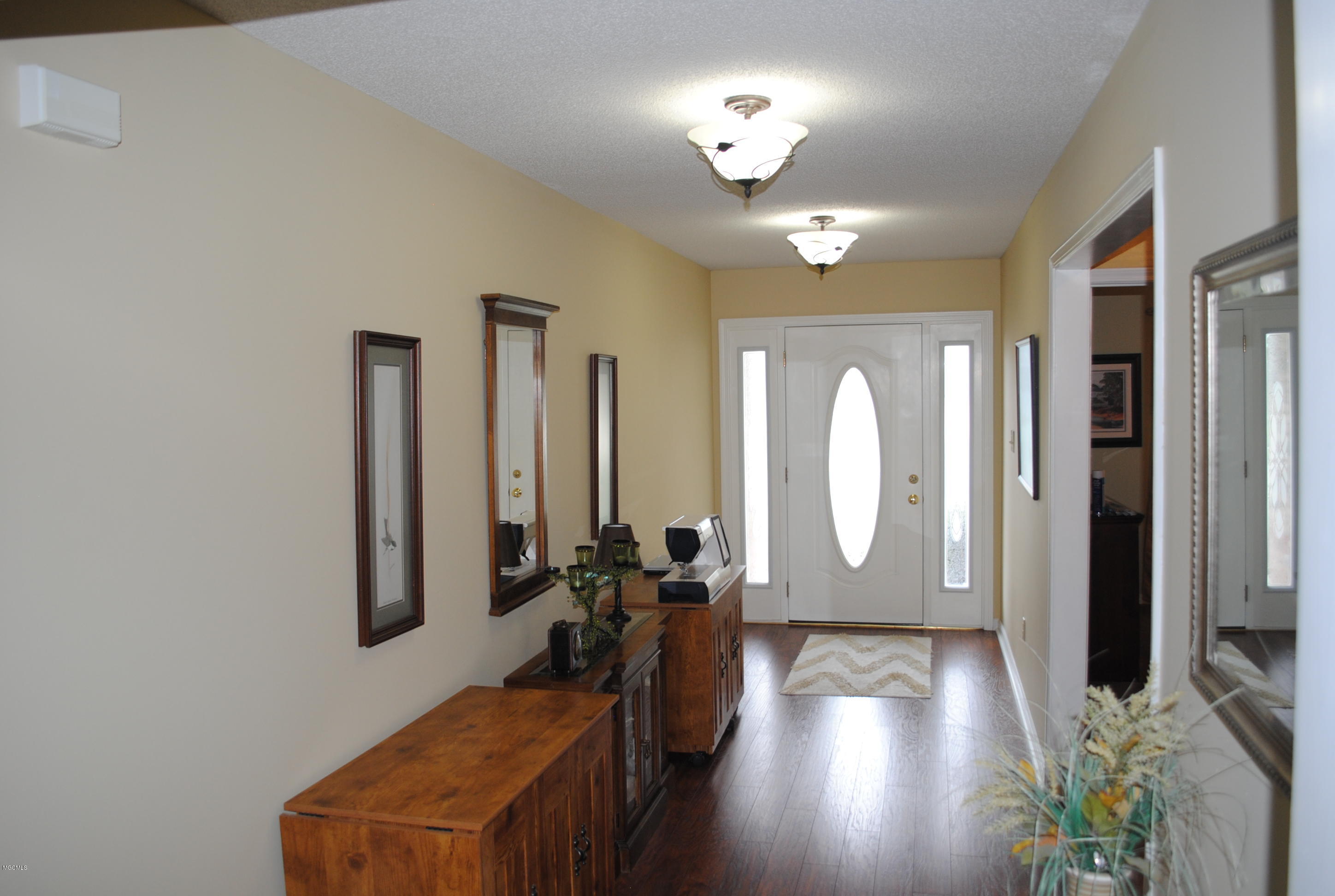 2082 Crane Ridge Biloxi, MS 39532 - Photo 4 of 25 DSC_0012
