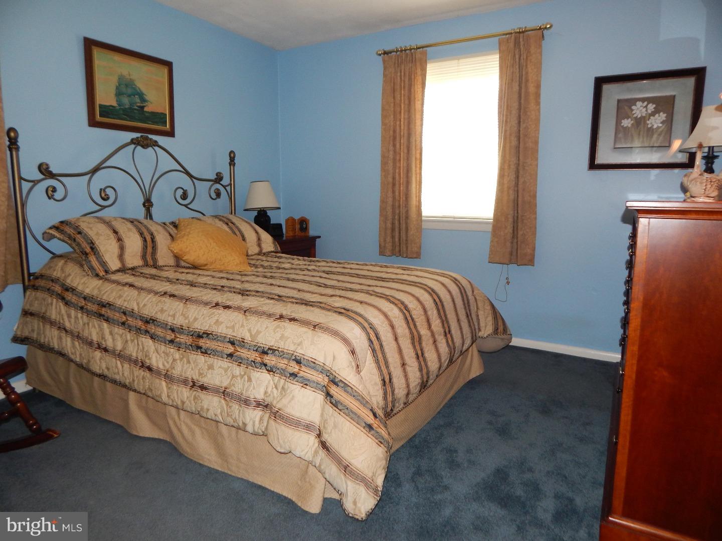 14 Overton Road Hamilton, NJ 08690 - Photo 8 of 20 Master Bedroom