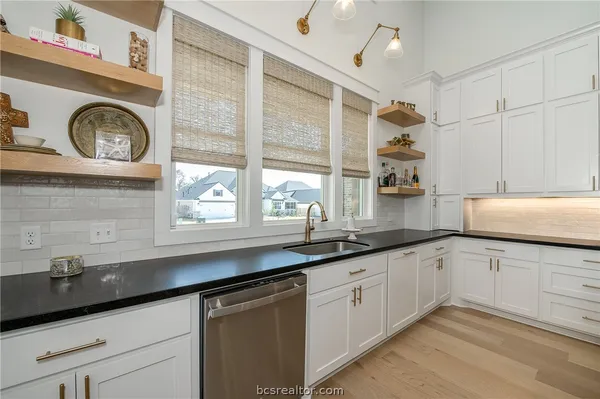 $618,900 | 3317 Stone Leigh Lane, Bryan, TX 77808