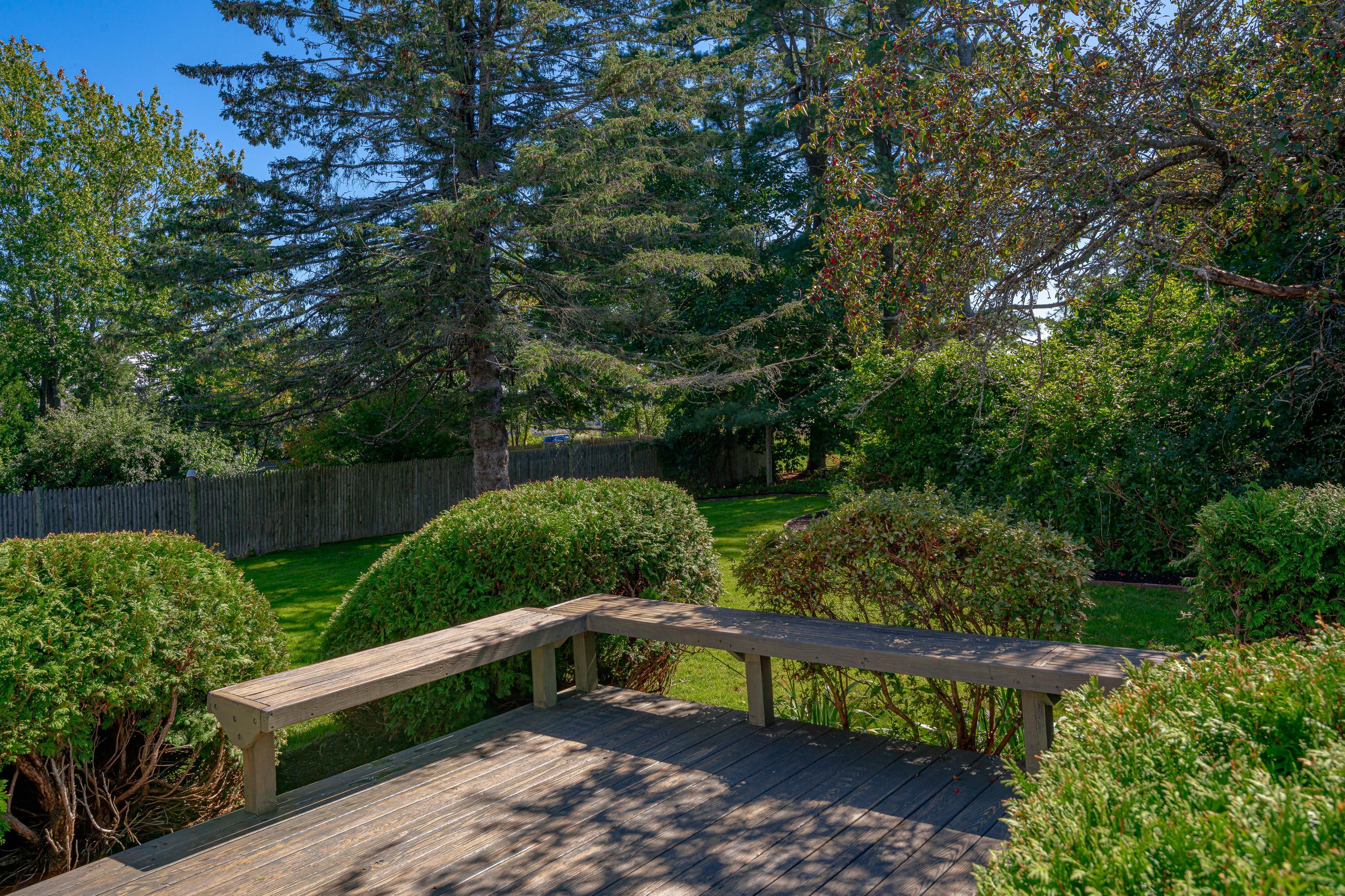 9 Avon Road Falmouth, ME 04105 - Photo 6 of 31 20_9 Avon Dr_PGM_Print
