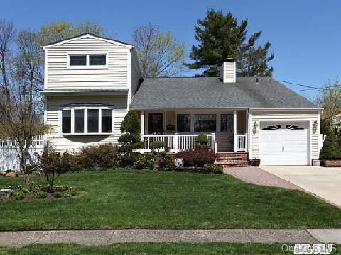 61 Elderberry Road Syosset, NY 11791 - Photo 1 of 1 Gallery Image 1