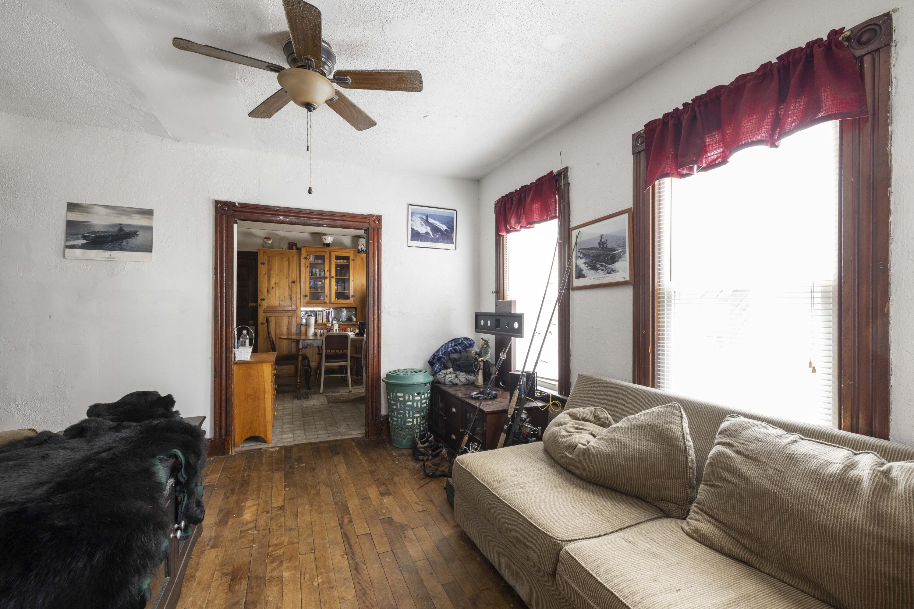 39 Green Street Biddeford, ME 04005 - Photo 15 of 15 Unit 201 living room