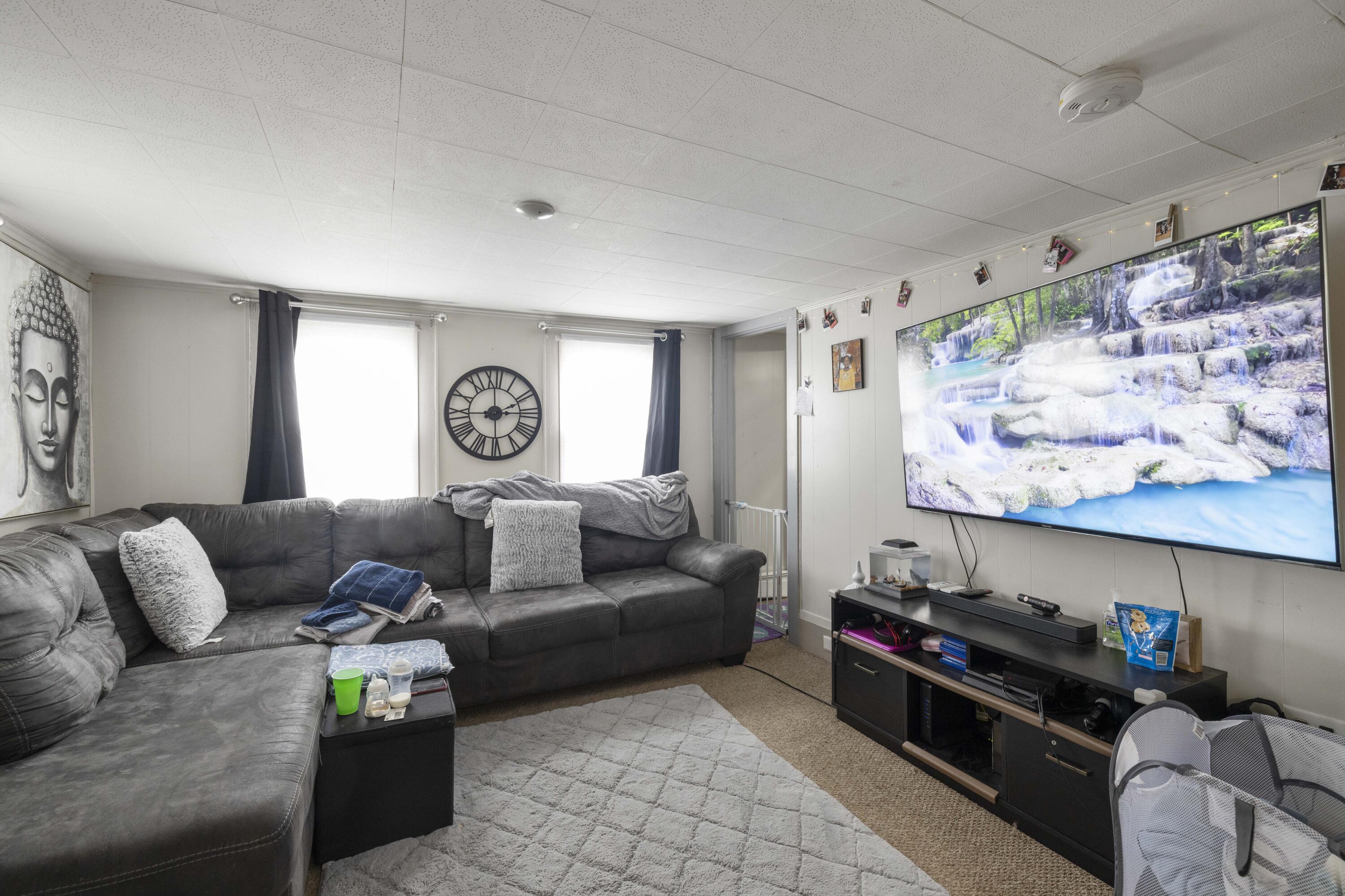 39 Green Street Biddeford, ME 04005 - Photo 7 of 15 unit 102 Living Room