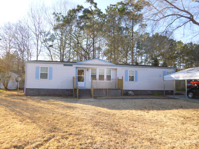 300 Grapevine Road Summerville, SC 29483 - Photo 1 of 13 300 Grapevine Rd (13)