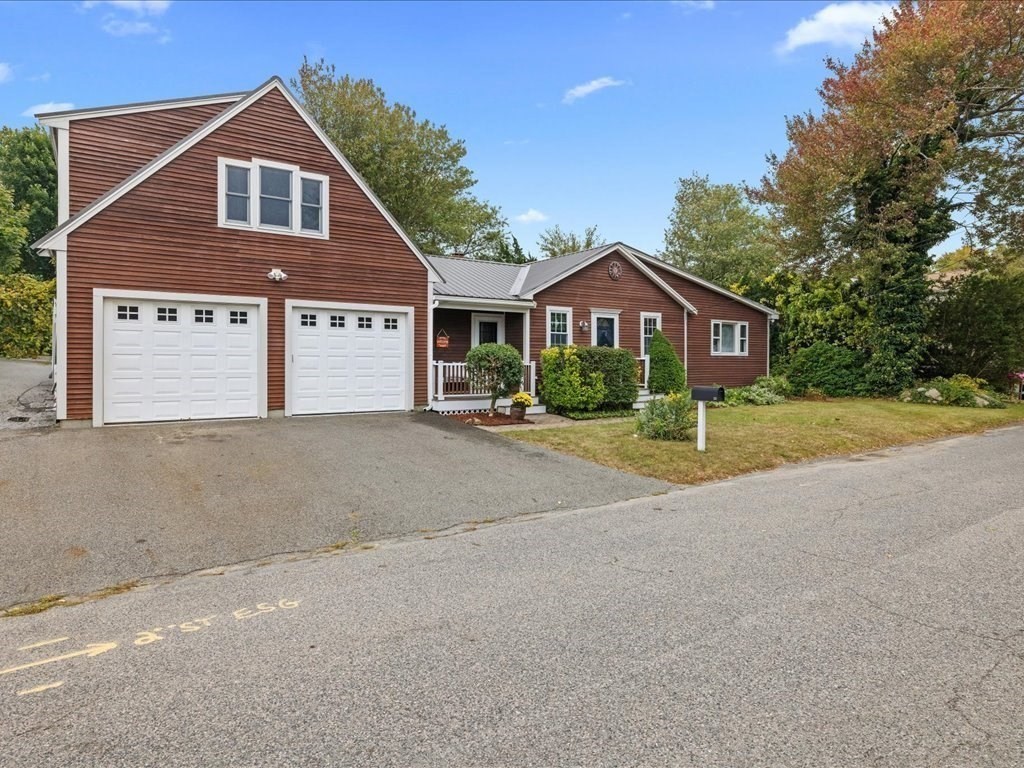 23 Edgar Road Scituate, MA 02066 - Photo 4 of 41 Gallery Image 4