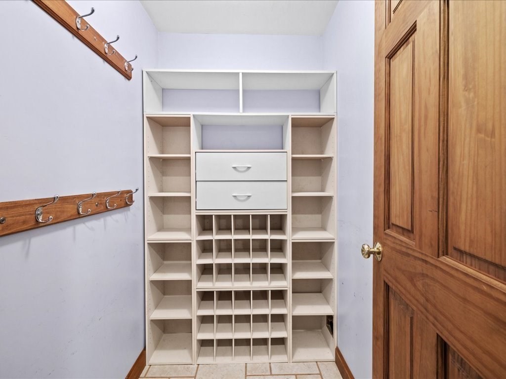 23 Edgar Road Scituate, MA 02066 - Photo 10 of 41 Gallery Image 10