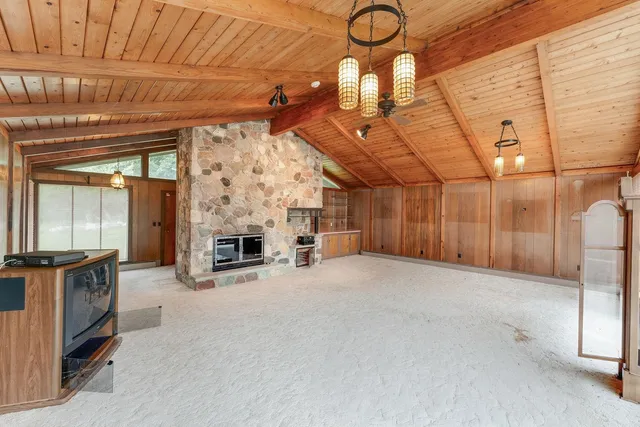$1,890,000 | 227 Sarrington Road, Wisconsin Dells, WI 53965