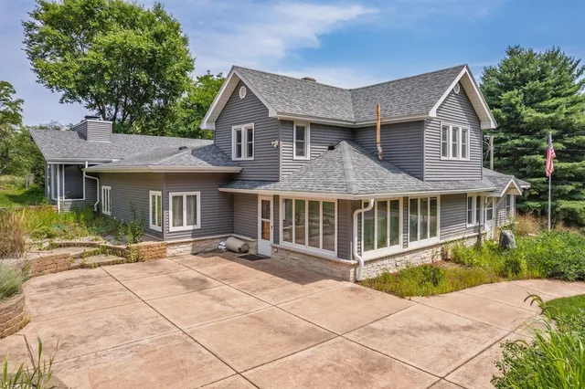 $1,890,000 | 227 Sarrington Road, Wisconsin Dells, WI 53965