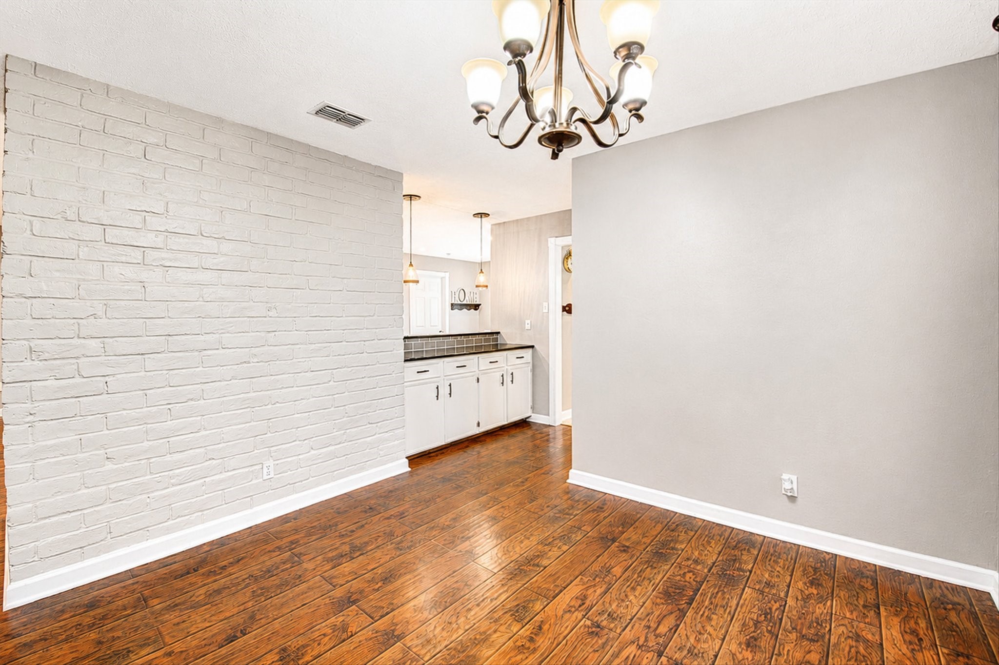 1907 Round Spring Drive Houston, TX 77339 - Photo 11 of 39