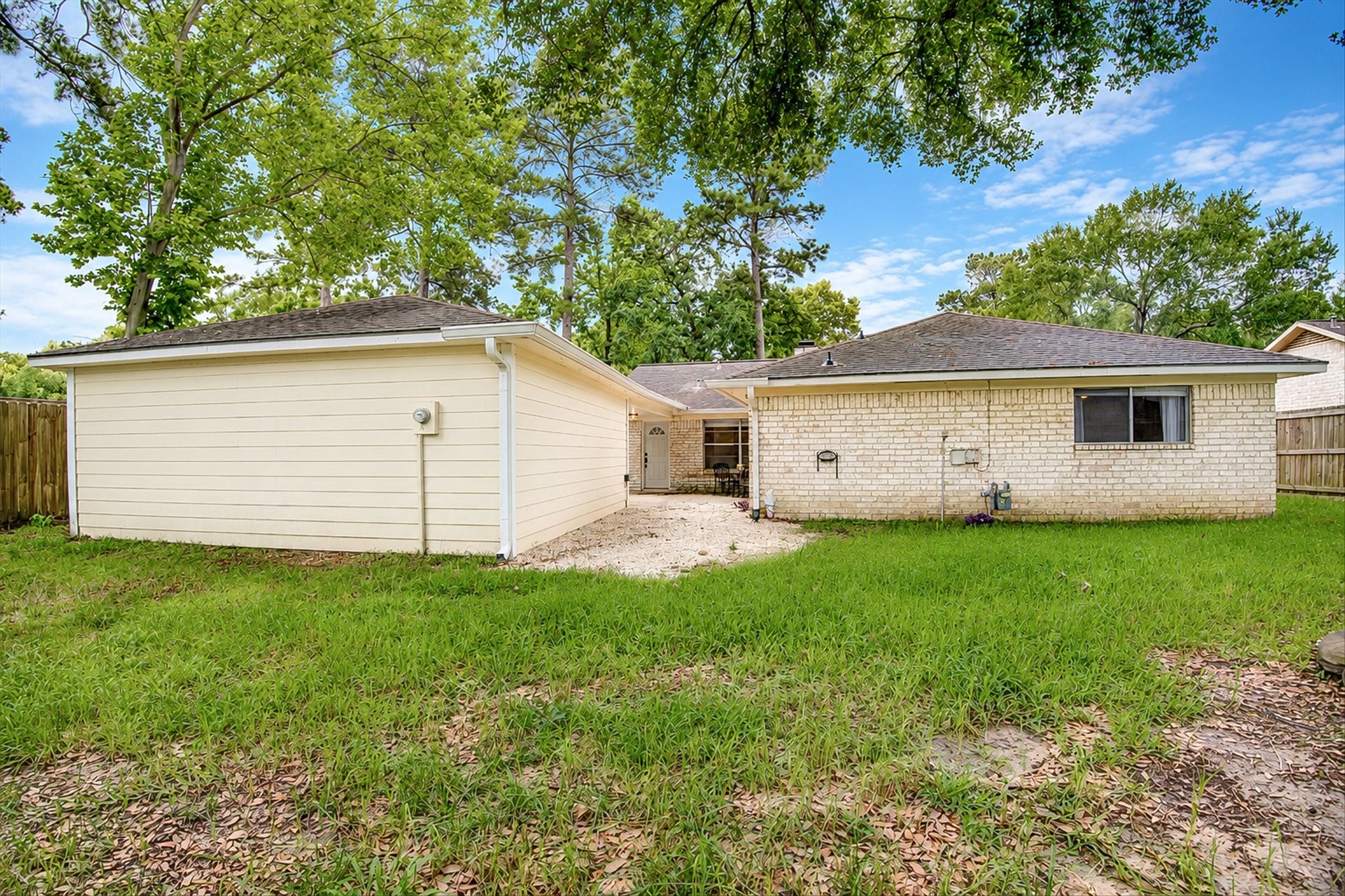 1907 Round Spring Drive Houston, TX 77339 - Photo 38 of 39