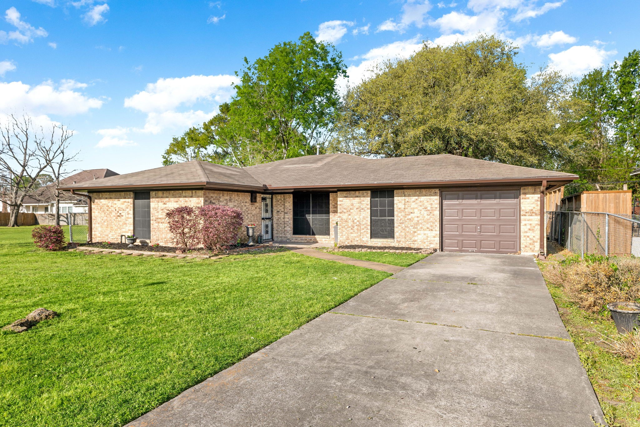 6515 Ashton Street Houston, TX 77091 - Photo 26 of 31
