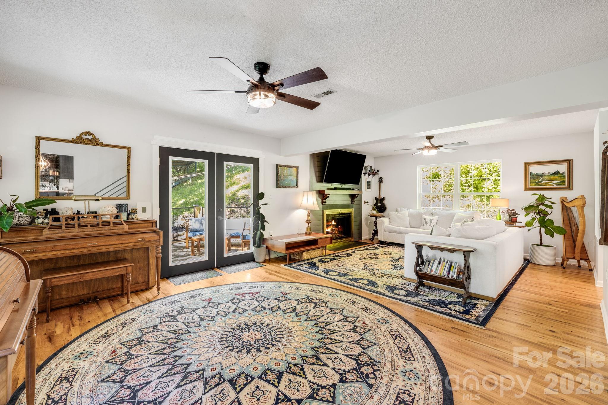 747 Osborne Road Clyde, NC 28721 - Photo 8 of 48