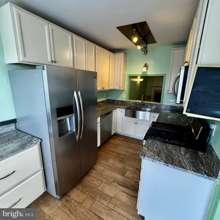 $2,550 | 21874 Railway Terrace, Unit 112, Sterling, VA 20166
