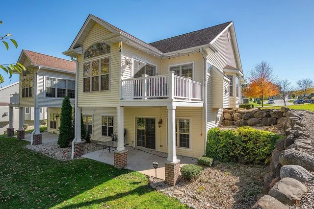 $495,000 | 838 Elise Court, Waukesha, WI 53189