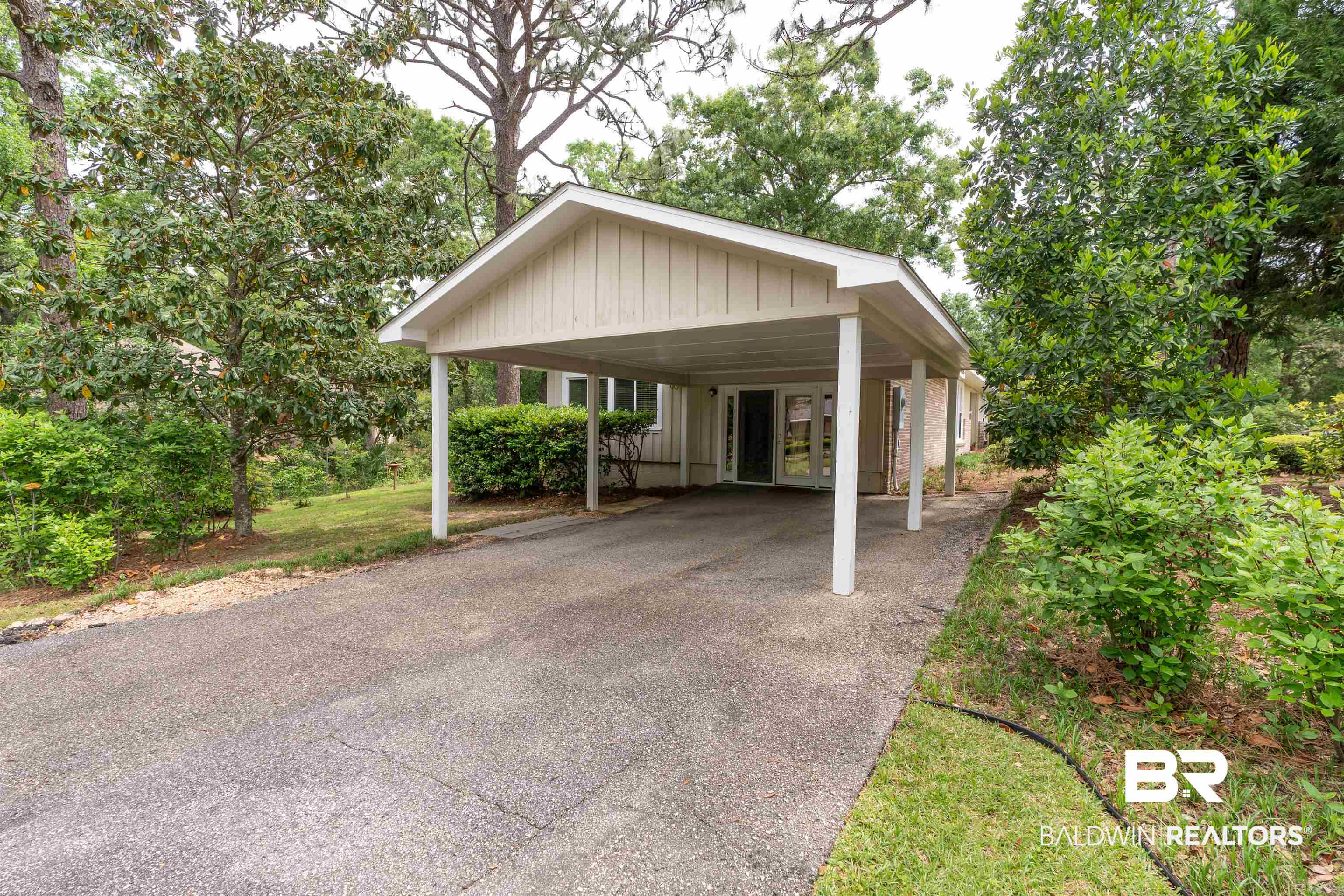 401 Yupon Avenue Fairhope, AL 36532 - Photo 5 of 23