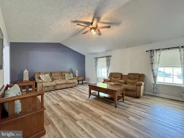 $575,000 | 7124 Juliette Low Lane, Hughesville, MD 20637