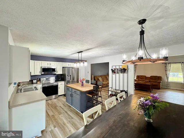 $575,000 | 7124 Juliette Low Lane, Hughesville, MD 20637