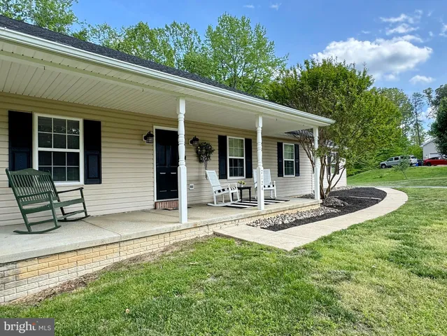$575,000 | 7124 Juliette Low Lane, Hughesville, MD 20637