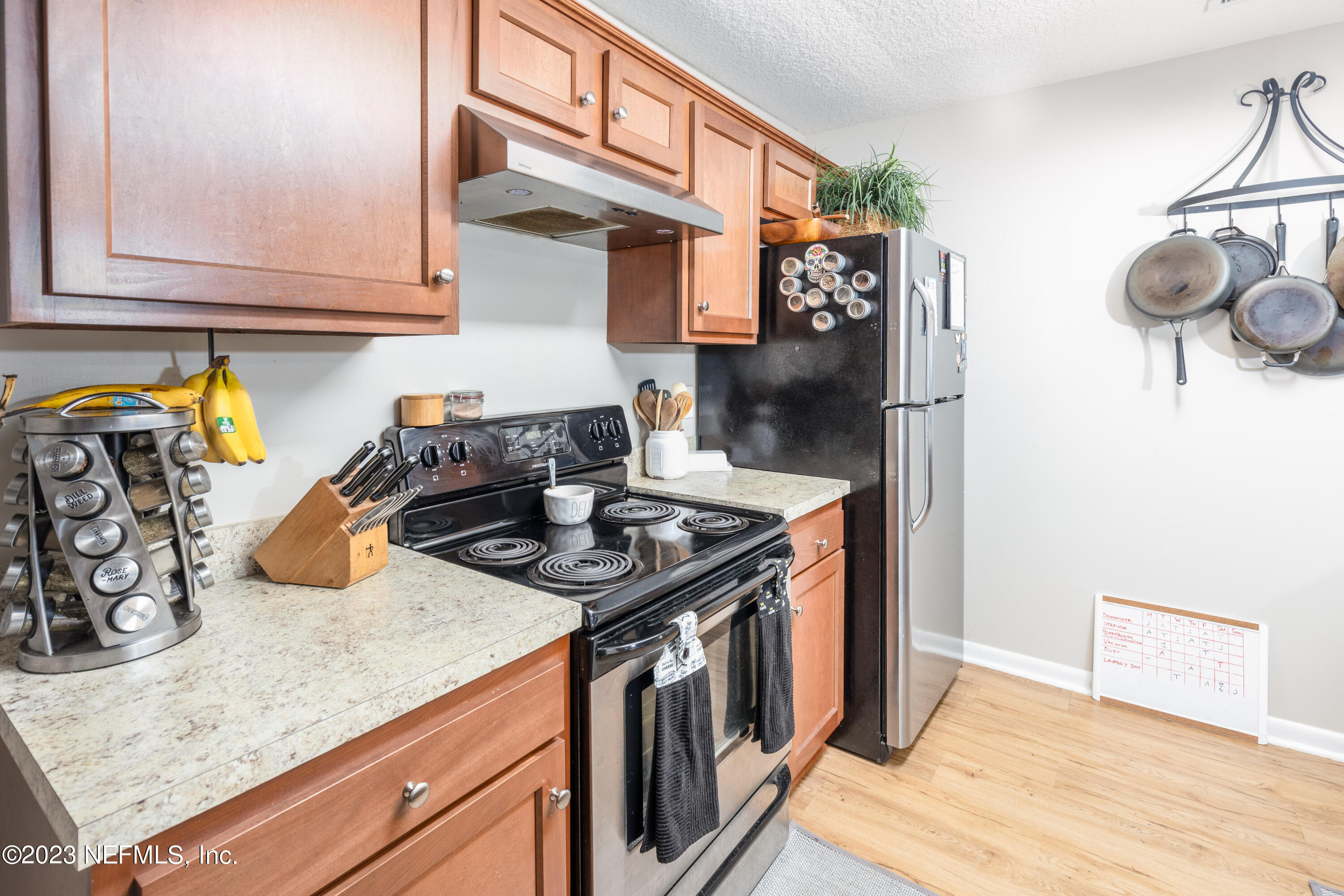 1219 The Grove Road, Unit 8 Orange Park, FL 32073 - Photo 10 of 21 1219 Grove Rd Kit Din-2