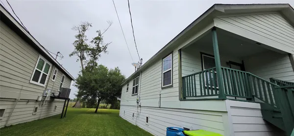 $1,500 | 725 East Columbus Drive, Wharton, TX 77488