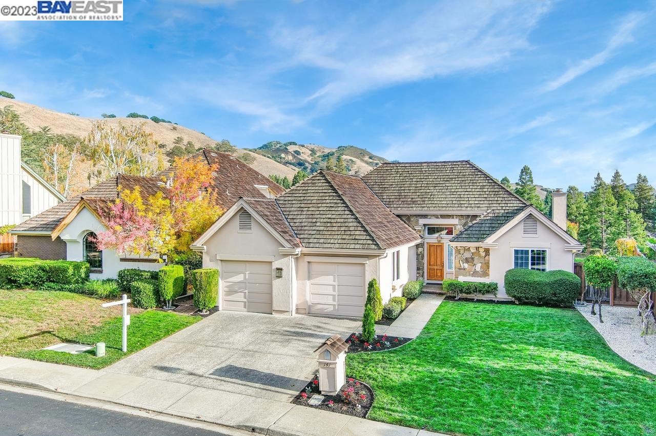 141 Golden Ridge Road Alamo, CA 94507 - Photo 1 of 1 Gallery Image 1