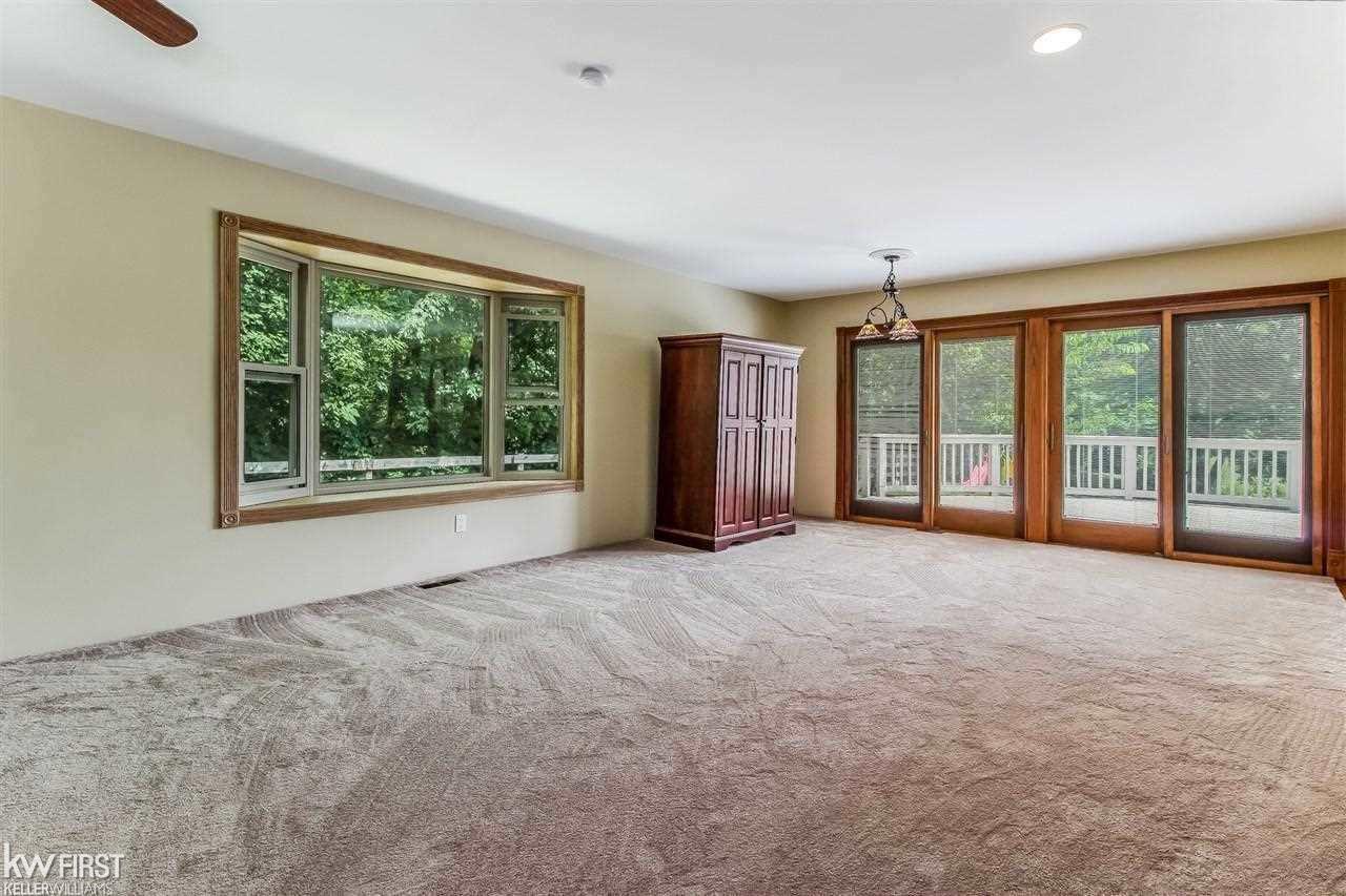 2495 Malibu Court Fenton, MI 48430 - Photo 7 of 19
