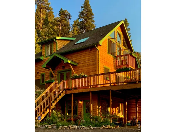 $850,000 | 1810 Moss Rock Drive, Estes Park, CO 80517