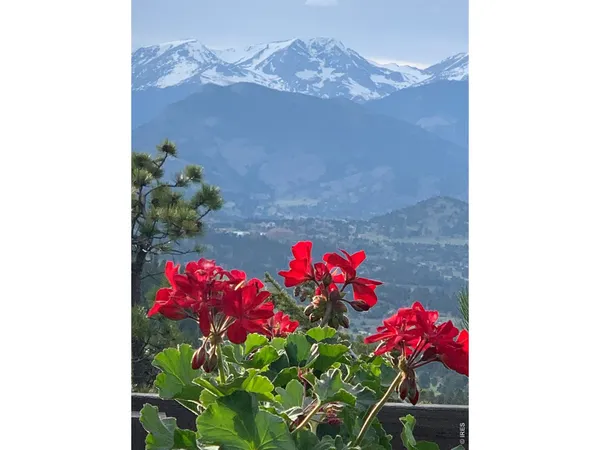 $850,000 | 1810 Moss Rock Drive, Estes Park, CO 80517