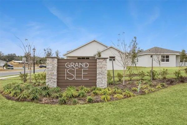 $2,200 | 3772 Watercliff Circle, Grand Island, FL 32735