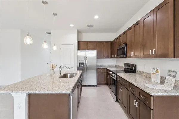 $2,200 | 3772 Watercliff Circle, Grand Island, FL 32735